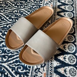 Ugg Jane patent slides size 8
